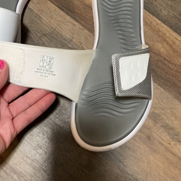 Puma sliders - Picture 2 of 5